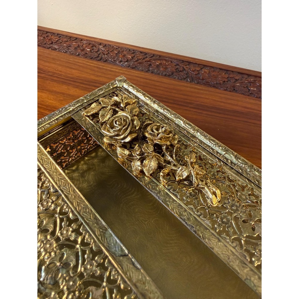 Vintage Filigree Tissue Box Cover with Roses - Picture 5 of 17